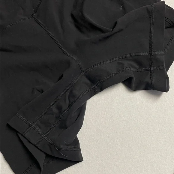 Lululemon Align Curve Seam High-Rise Short - Picture 9 of 10